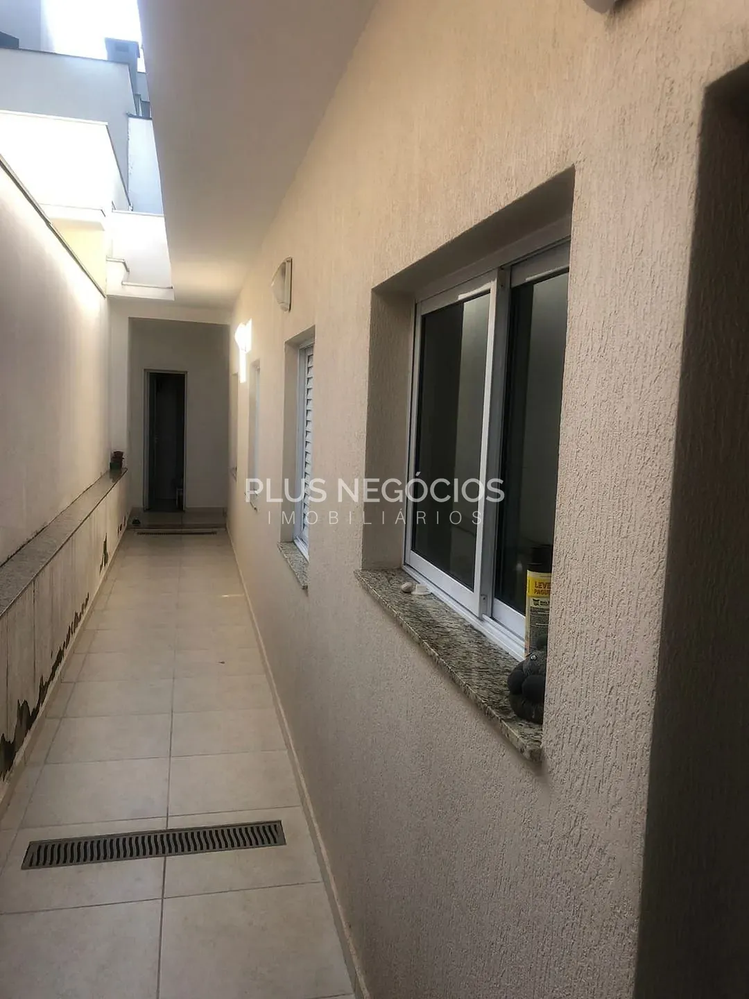 Casa, 4 quartos, 230 m² - Foto 9