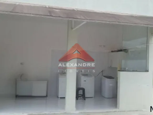 Casa com 391m² 3 quartos e 1 banheiro, à venda, no bairro Condomínio Verana em São José dos Campos