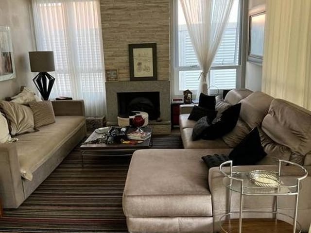 Casa com 523m² 4 quartos e 4 banheiros, à venda, no bairro Alphaville em Santana de Parnaíba