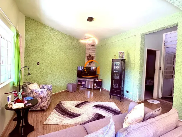 Casa com 676m² 3 quartos e 2 banheiros, à venda, no bairro Vila Thais em Atibaia