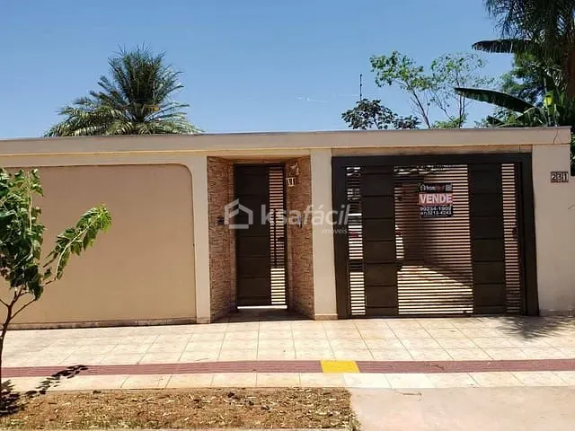 Casa com 360m² 4 quartos e 3 banheiros, à venda, no bairro São Francisco em Campo Grande