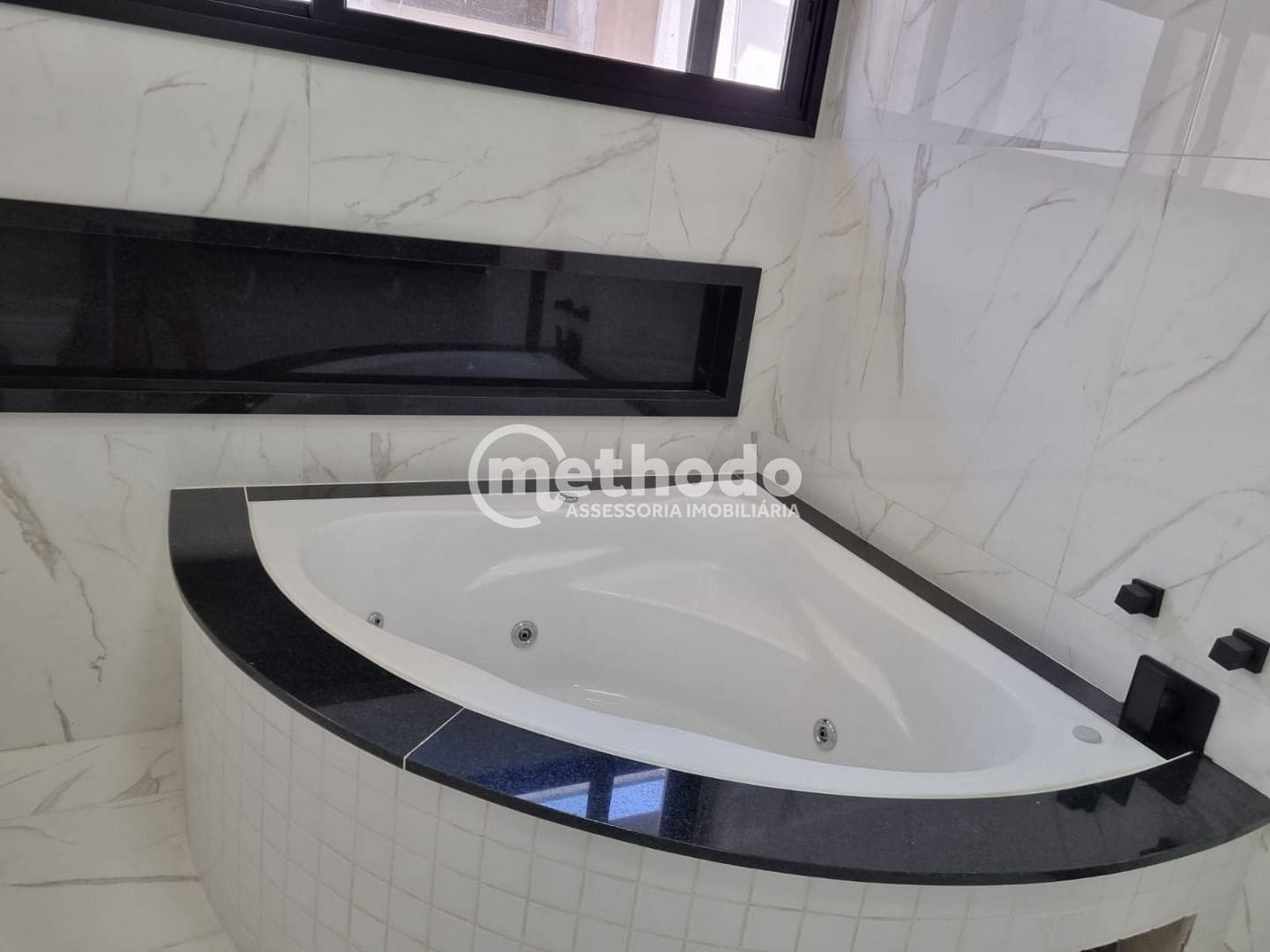 Casa, 4 quartos, 250 m² - Foto 9