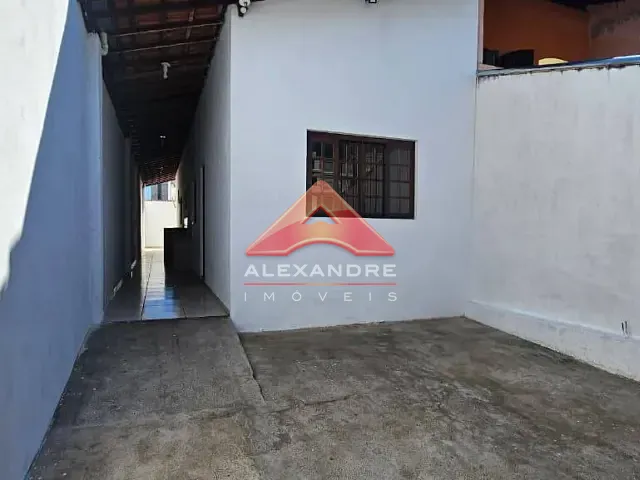 Casa com 125m² 2 quartos e 1 banheiro, para alugar, no bairro Jardim Ismênia em São José dos Campos