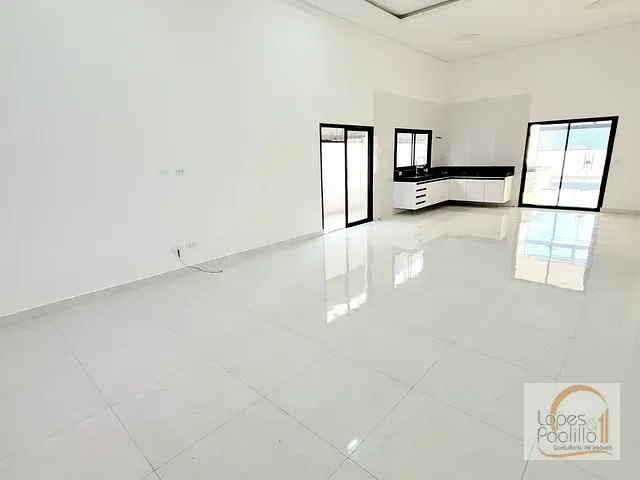 Casa com 360m² 3 quartos e 3 banheiros, para alugar, no bairro Guaxinduva em Bom Jesus dos Perdões