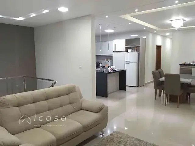 Casa com 377m² 4 quartos e 5 banheiros, à venda, no bairro Parque Residencial Itapeti em Mogi das Cruzes
