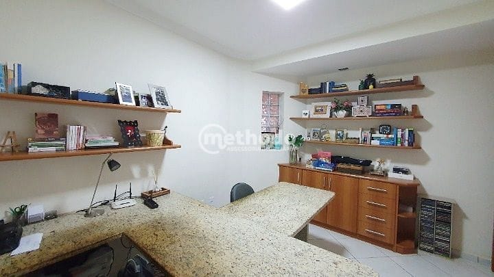 Casa, 3 quartos, 230 m² - Foto 9