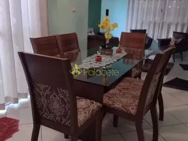 Casa com 156m², à venda, no bairro Laerte Assunção em Pindamonhangaba
