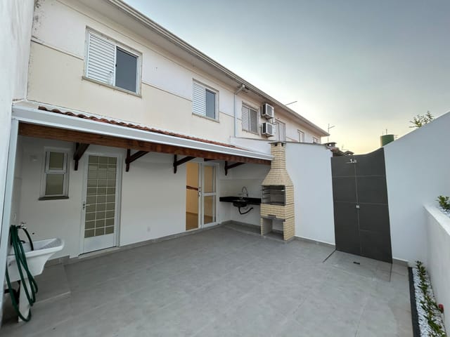 Foto do Casa - Lindo sobrado "Mariana"  com 3 Dormitórios à venda no Condomínio Villa Flora, Votorantim, SP | Plus Negócios Imobiliários