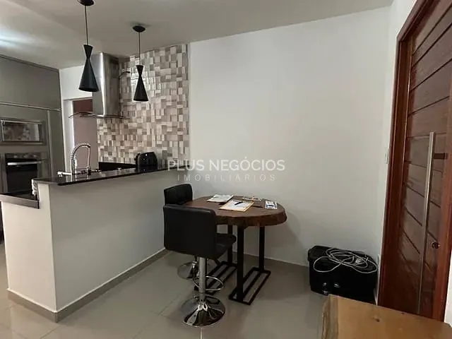 Casa com 175m² 2 quartos e 3 banheiros, à venda, no bairro Jardim Piazza di Roma em Sorocaba