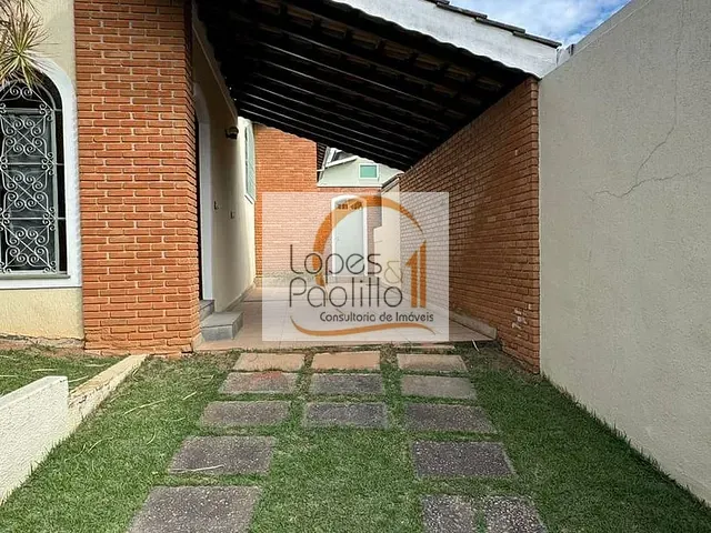 Casa com 510m² 4 quartos e 3 banheiros, à venda ou para alugar, no bairro Jardim Itaperi em Atibaia