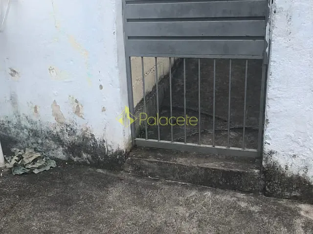 Casa com 250m² 3 quartos e 3 banheiros, à venda, no bairro Conjunto Residencial Araretama em Pindamonhangaba