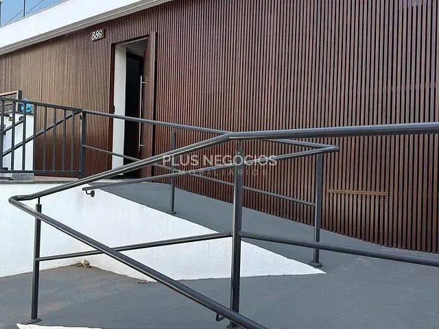 Casa com 336m², para alugar, no bairro Vila Jardini em Sorocaba
