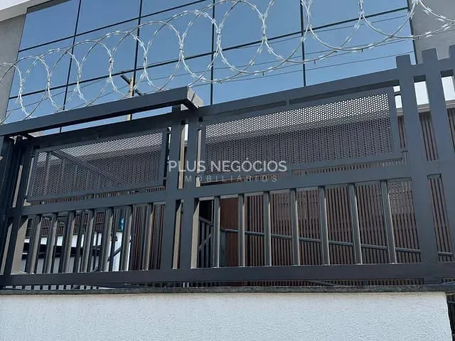 Casa com 336m², para alugar, no bairro Vila Jardini em Sorocaba