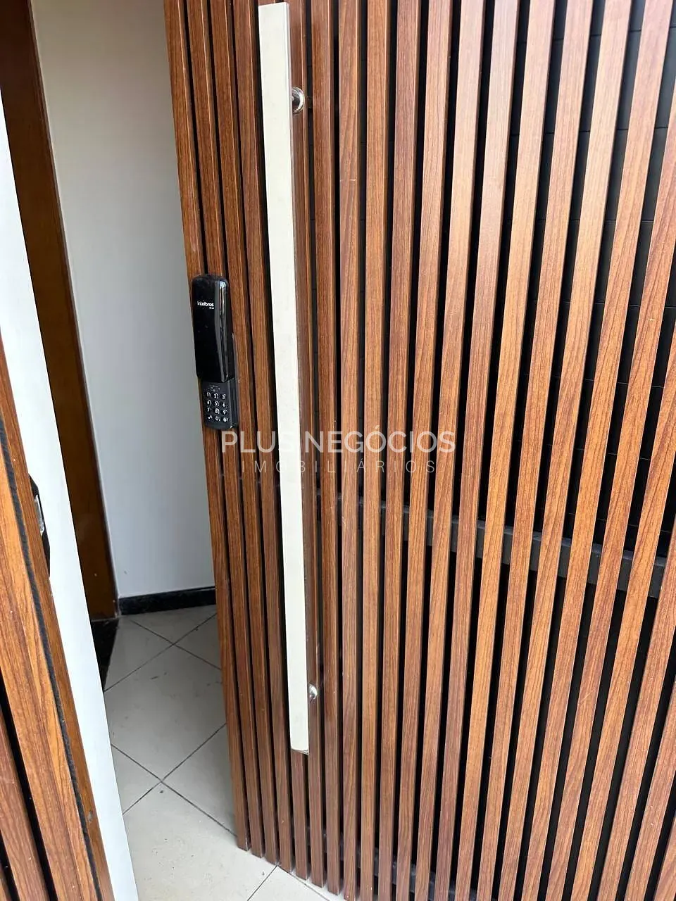 Casa, 1 quarto, 301 m² - Foto 3