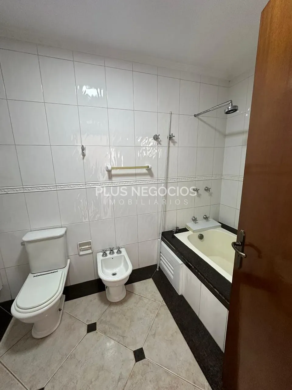Casa, 1 quarto, 301 m² - Foto 12
