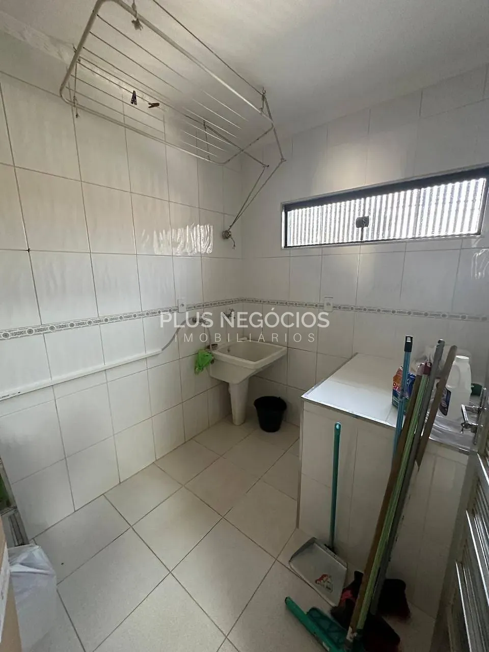 Casa, 1 quarto, 301 m² - Foto 32