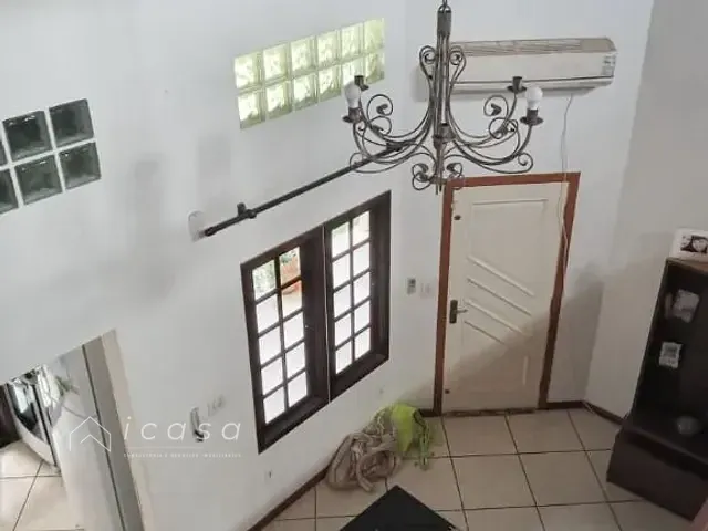 Casa com 250m² 2 quartos e 3 banheiros, à venda, no bairro Village das Flores em Caçapava