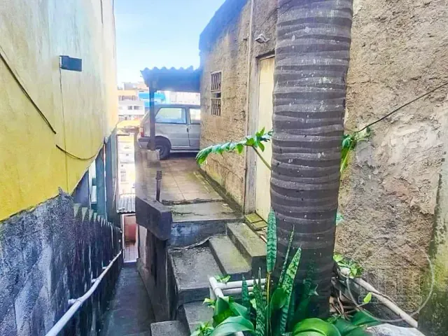 Casa com 250m², à venda, no bairro Parque Brasil em São Paulo