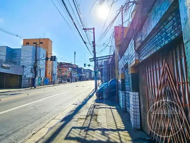 Casa com 250m², à venda, no bairro Parque Brasil em São Paulo