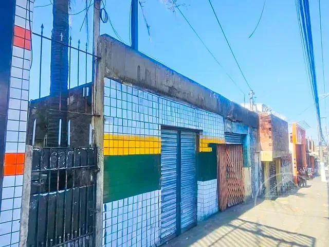 Casa com 250m², à venda, no bairro Parque Brasil em São Paulo