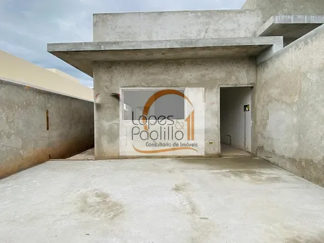 Casa com 180m² 3 quartos e 3 banheiros, à venda, no bairro Vila Petrópolis em Atibaia