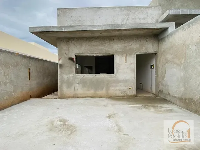 Casa com 180m² 3 quartos e 3 banheiros, à venda, no bairro Vila Petrópolis em Atibaia
