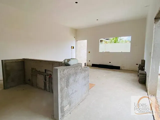 Casa com 180m² 3 quartos e 3 banheiros, à venda, no bairro Vila Petrópolis em Atibaia