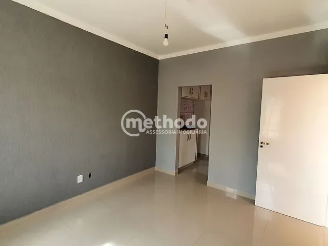 Casa com 250m² 3 quartos e 2 banheiros, à venda, no bairro Loteamento Parque São Martinho em Campinas