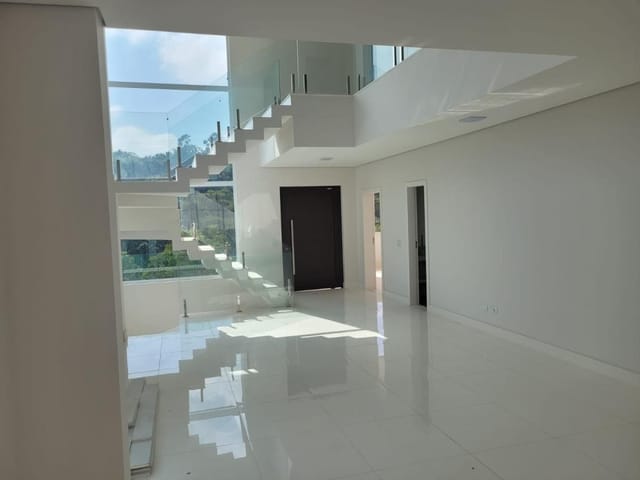 Casa com 440m² 4 quartos e 5 banheiros, à venda, no bairro Alphaville em Santana de Parnaíba