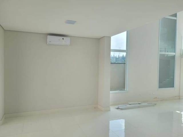 Casa com 440m² 4 quartos e 5 banheiros, à venda, no bairro Alphaville em Santana de Parnaíba
