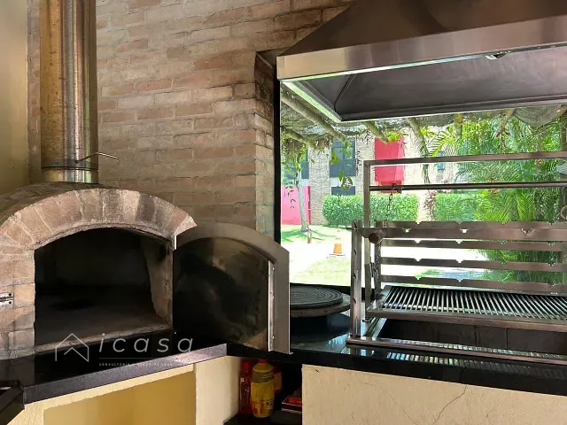 Casa com 484m² 5 quartos e 6 banheiros, à venda, no bairro T Pequeno em São Sebastião