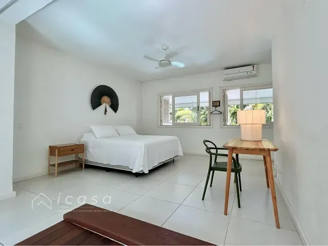 Casa com 484m² 5 quartos e 6 banheiros, à venda, no bairro T Pequeno em São Sebastião