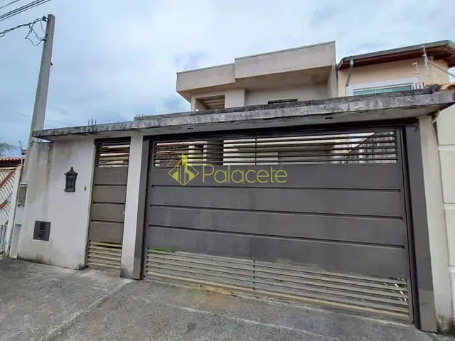 Casa com 8m² 3 quartos e 3 banheiros, à venda, no bairro Parque das Palmeiras em Pindamonhangaba