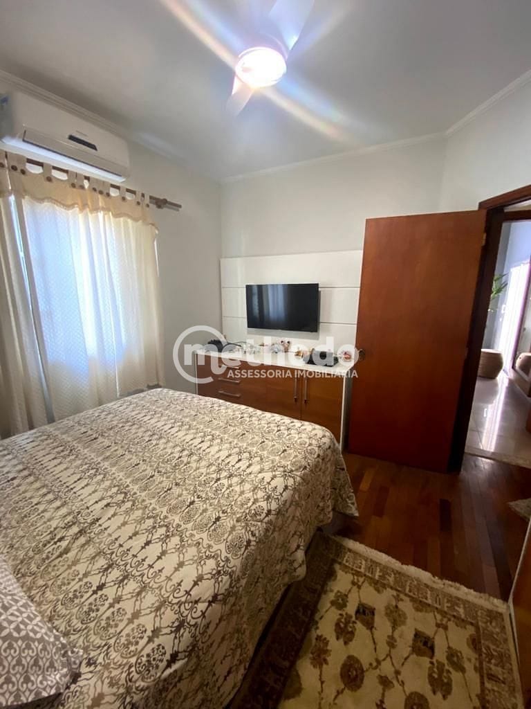 Casa, 3 quartos, 260 m² - Foto 14