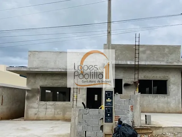 Casa com 180m² 3 quartos e 3 banheiros, à venda, no bairro Vila Petrópolis em Atibaia