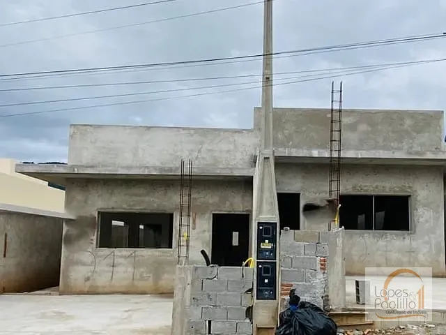 Casa com 180m² 3 quartos e 3 banheiros, à venda, no bairro Vila Petrópolis em Atibaia