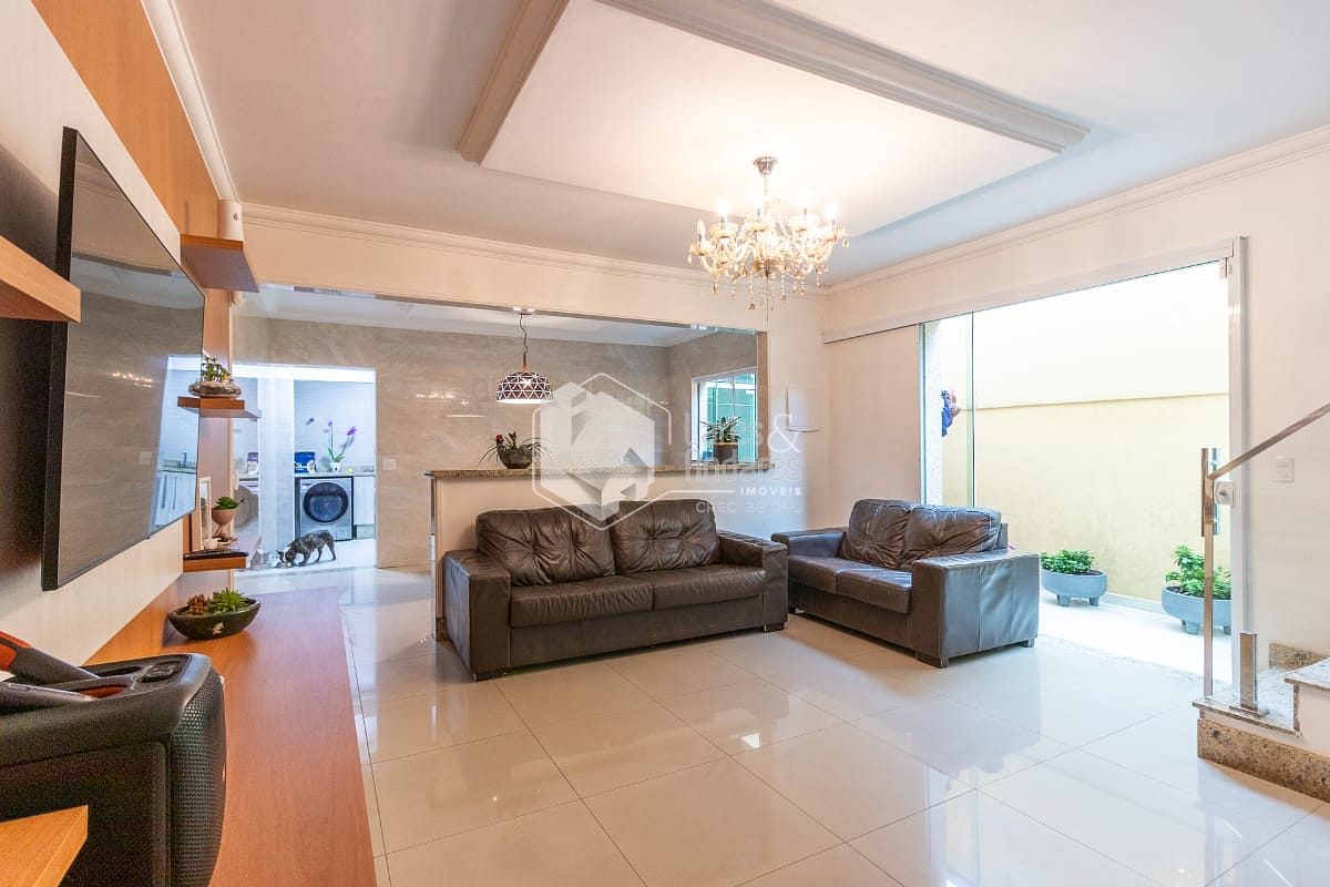 Casa à venda com 3 quartos, 125m² - Foto 5