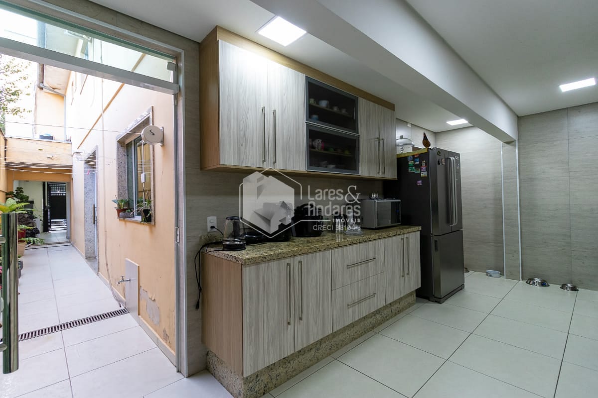 Casa à venda com 3 quartos, 125m² - Foto 13