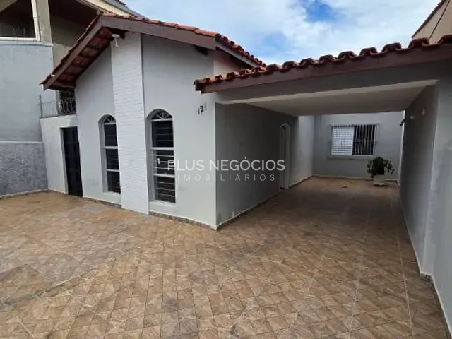 Casa com 250m² 3 quartos e 2 banheiros, à venda, no bairro Jardim São Paulo em Sorocaba