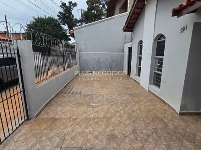 Casa com 250m² 3 quartos e 2 banheiros, à venda, no bairro Jardim São Paulo em Sorocaba