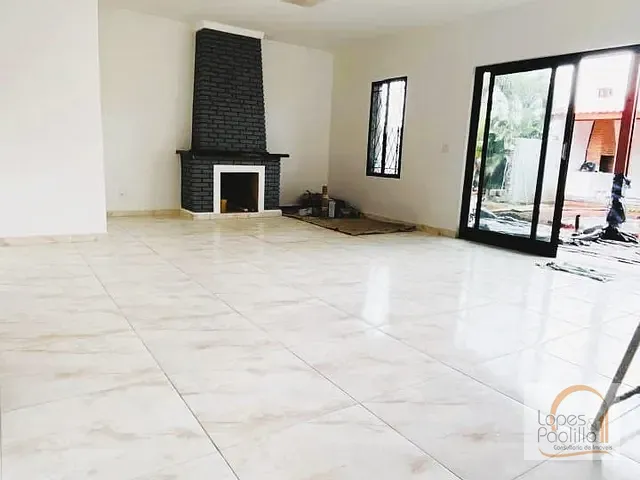 Casa com 480m² 3 quartos e 2 banheiros, à venda, no bairro Nova Gardênia em Atibaia