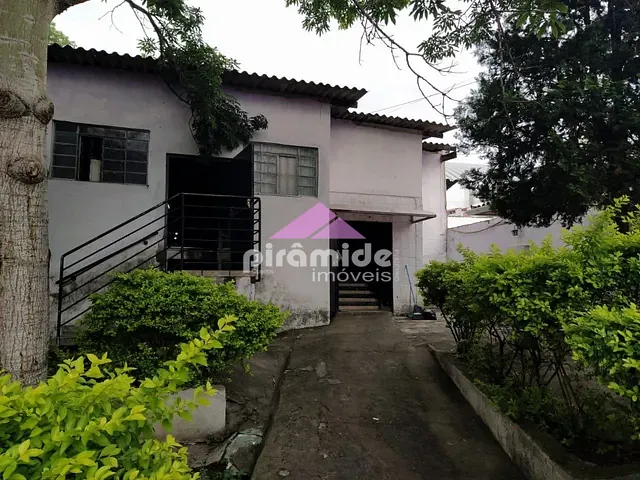 Casa com 454m², à venda, no bairro Jardim São Dimas em São José dos Campos
