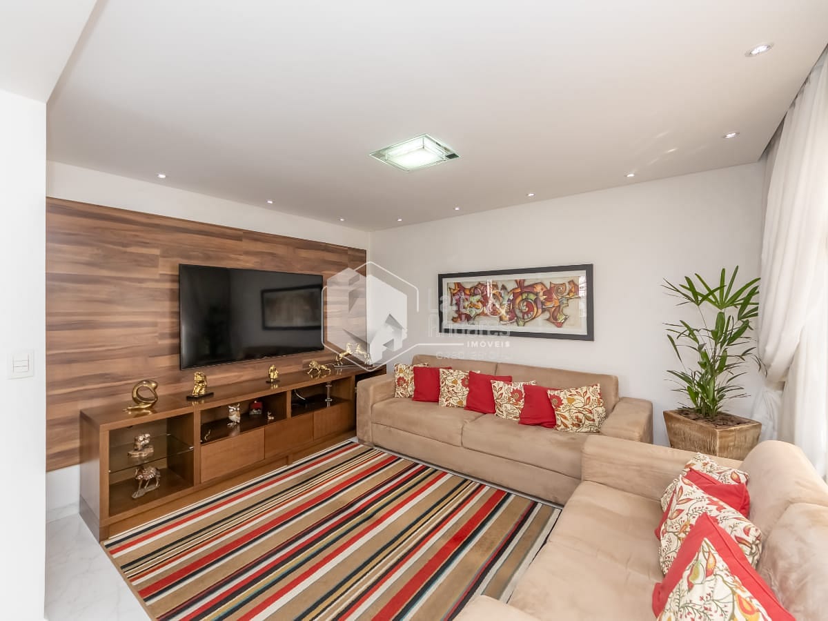 Casa à venda com 2 quartos, 219m² - Foto 6