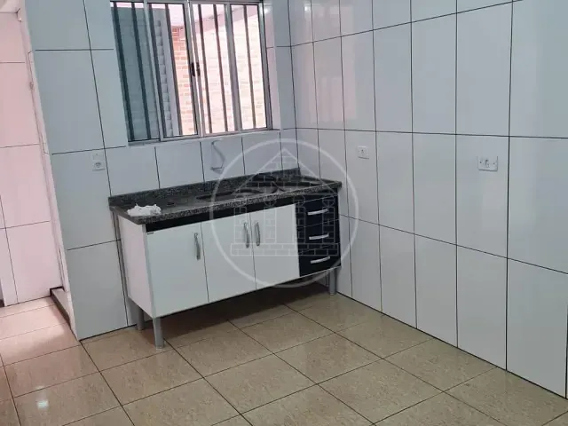 Casa com 125m² 1 quarto e 1 banheiro, para alugar, no bairro Jardim Cliper em São Paulo