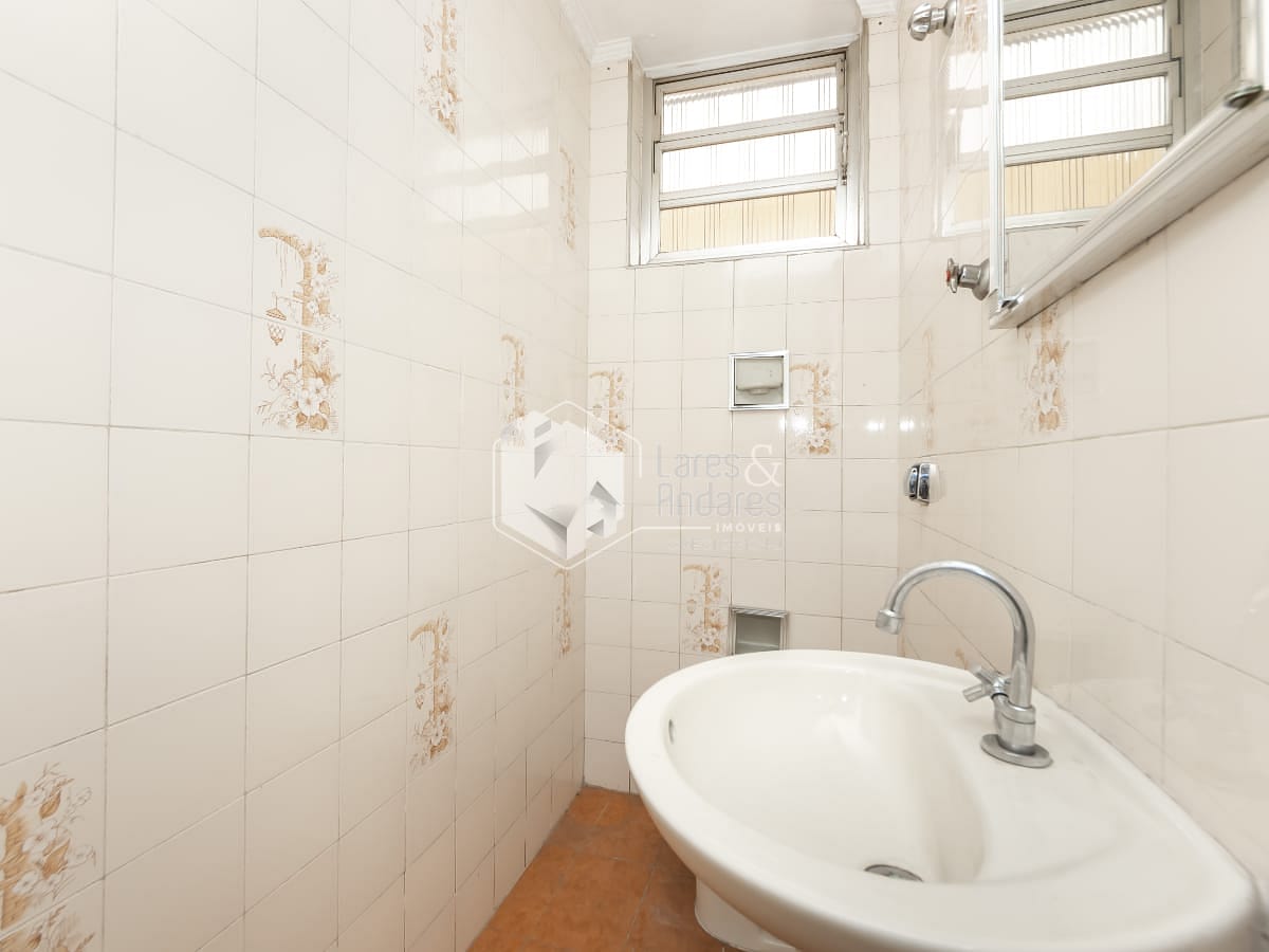 Casa à venda com 4 quartos, 124m² - Foto 35