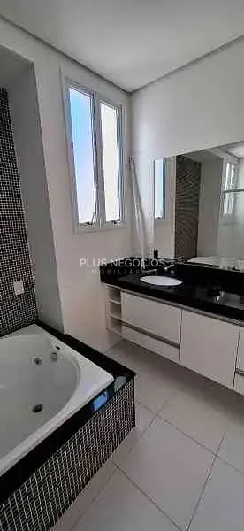 Casa, 3 quartos, 262 m² - Foto 25