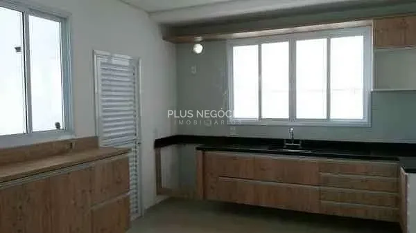 Casa, 3 quartos, 262 m² - Foto 33