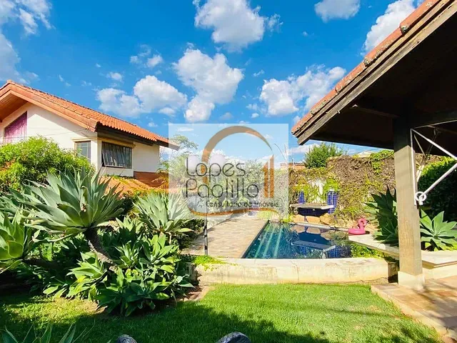 Casa com 715m² 3 quartos e 3 banheiros, à venda, no bairro Vila Gardênia em Atibaia