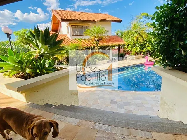Casa com 715m² 3 quartos e 3 banheiros, à venda, no bairro Vila Gardênia em Atibaia