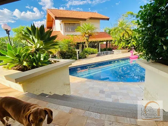 Casa com 715m² 3 quartos e 3 banheiros, à venda, no bairro Vila Gardênia em Atibaia